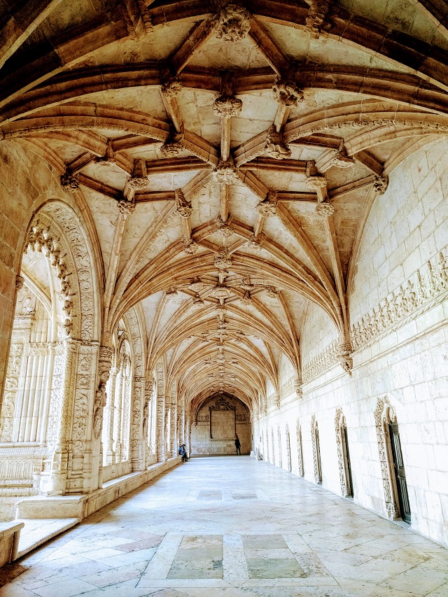 ジェロニモス修道院の回廊