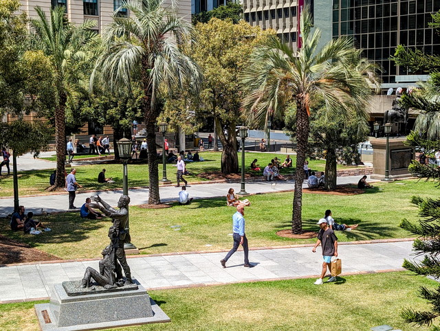 ANZAC Square(アンザックスクエア)